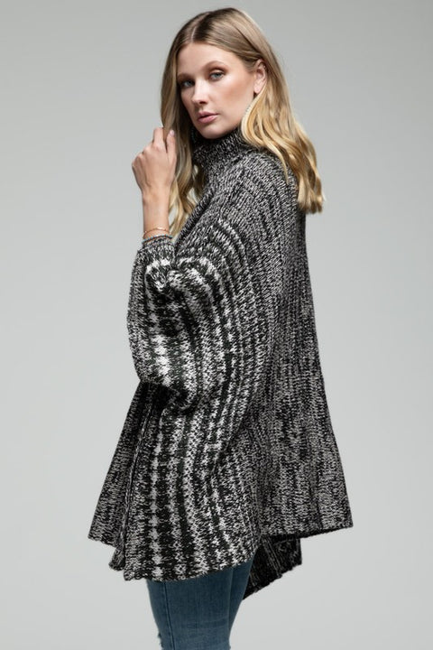 Lory Turtleneck