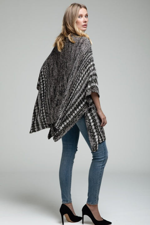 Lory Turtleneck